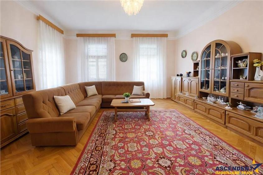 Casă individuală cu 3 camere cu Teren 490 Mp în Exterior Est