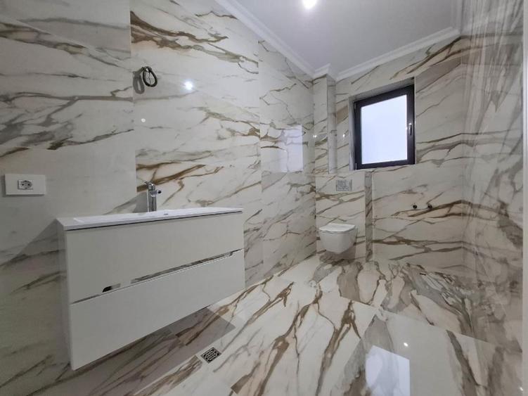 Apartament cu 3 camere decomandat în Aviației