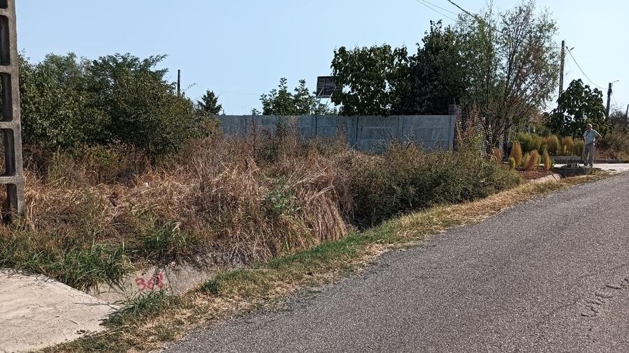 Teren Construcții intravilan de 1200 mp, în Izvor