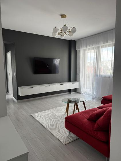 Apartament cu 3 camere decomandat în Ostroveni