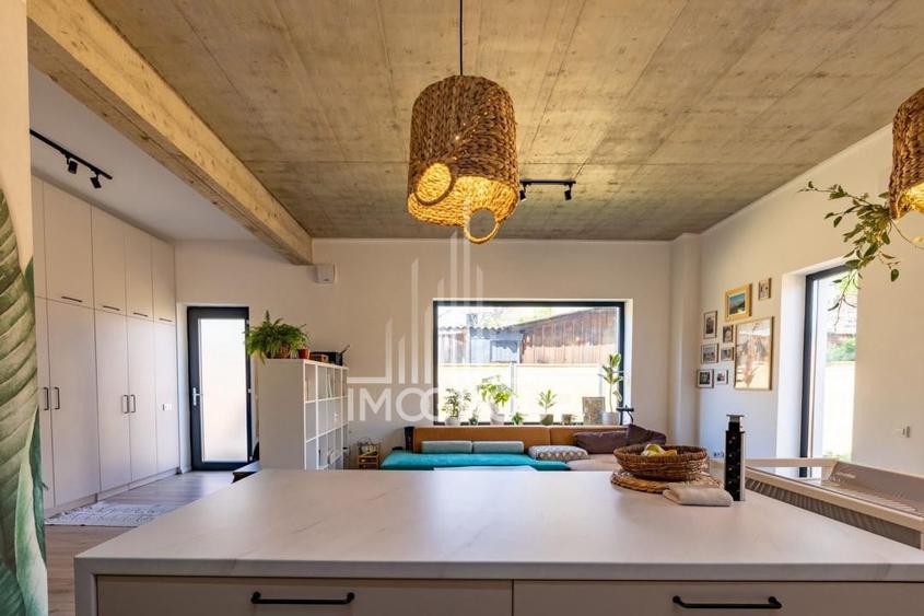 Duplex cu 4 camere cu Canalizare în Gruia