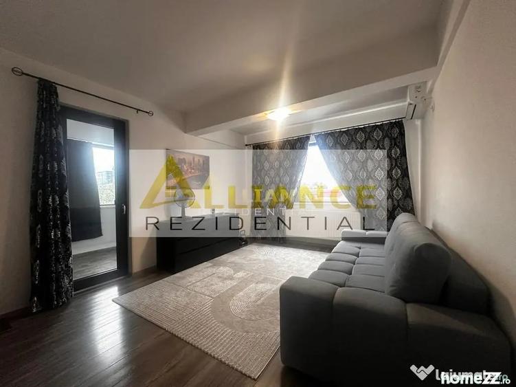 Apartament cu 3 camere decomandat în Berceni