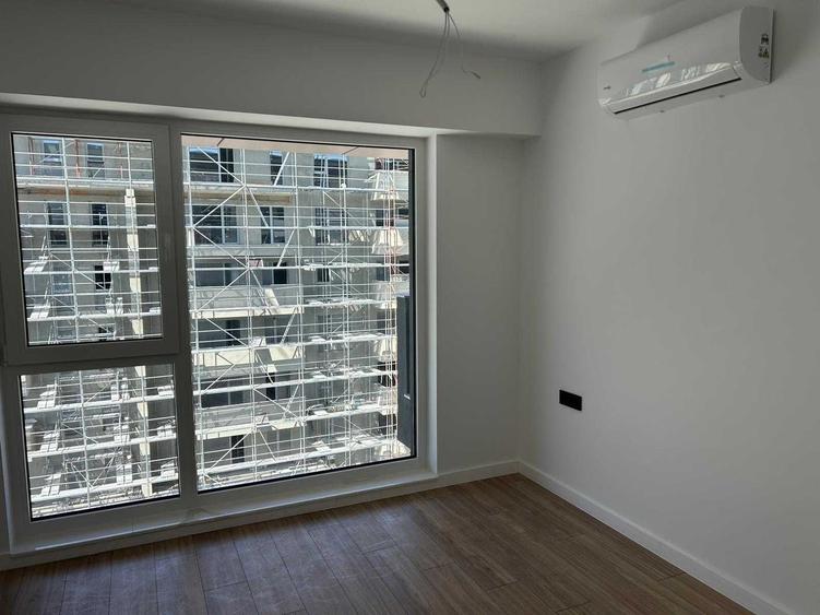 Apartament cu 3 camere decomandat în Cățelu