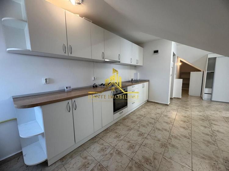 Apartament cu 2 camere semidecomandat, mobilat în Florești