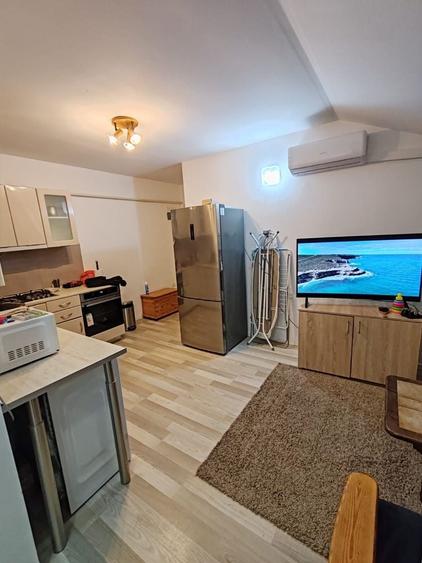 Apartament cu 3 camere decomandat în Valea Lupului