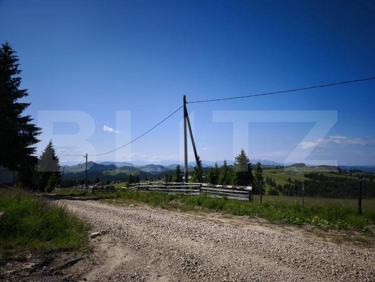Teren agricol extravilan de 2817 mp, în Piatra Fântânele