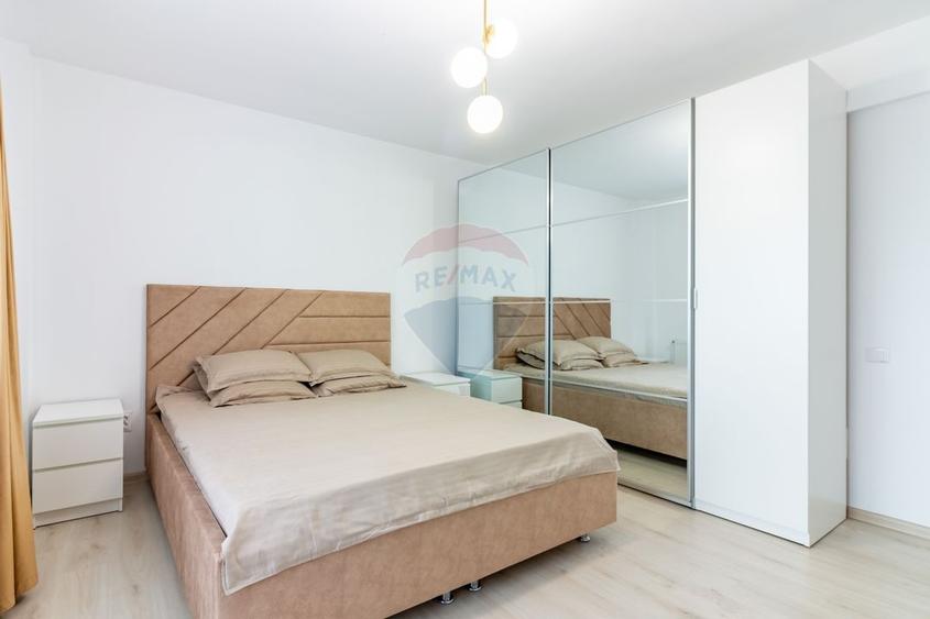 Apartament cu 2 camere semidecomandat, mobilat în Vest