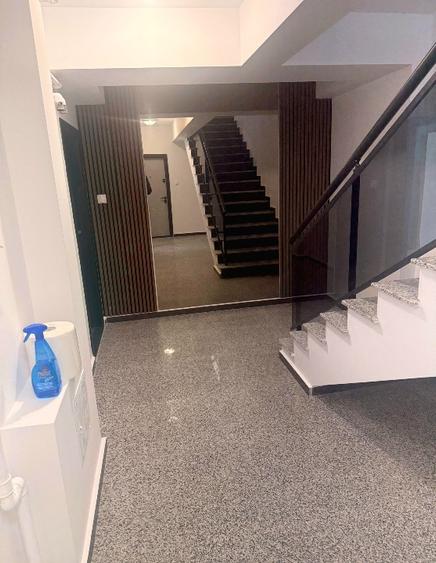 Apartament cu 2 camere decomandat în 1 Mai