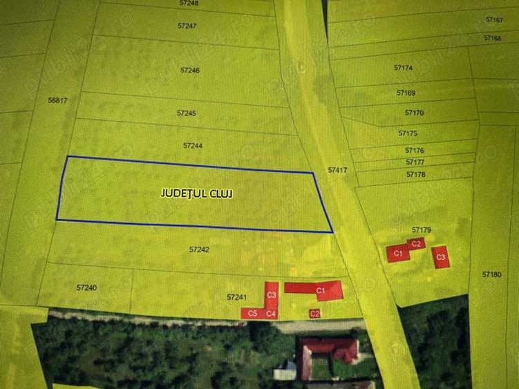 Teren de 2600 mp, în Călata