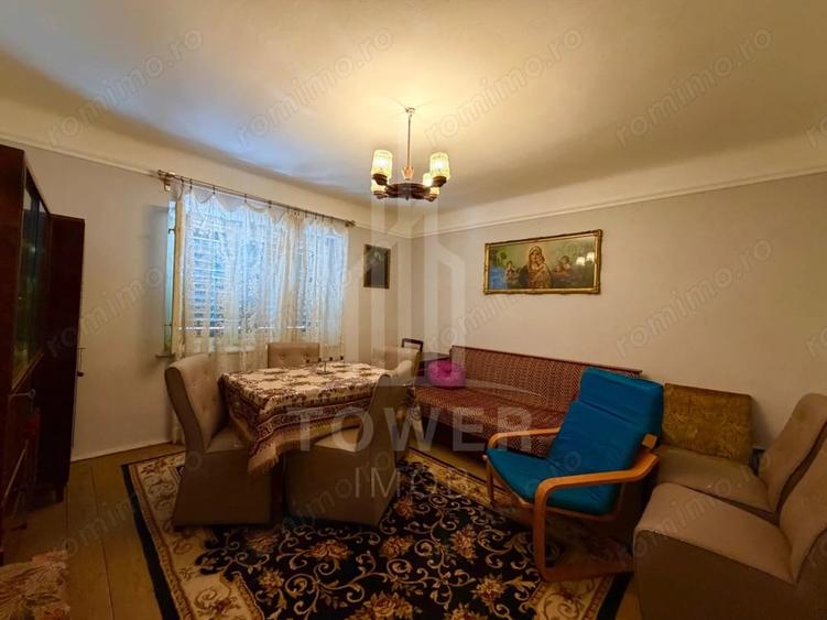 Casă cu 4 camere cu Teren 2300 Mp în Vest