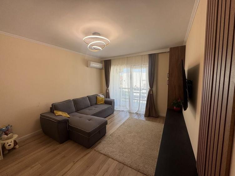 Apartament cu 3 camere decomandat în Șelimbăr