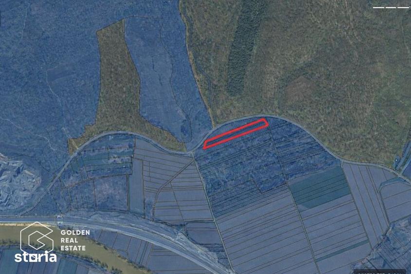 Teren de 3900 mp, în Central