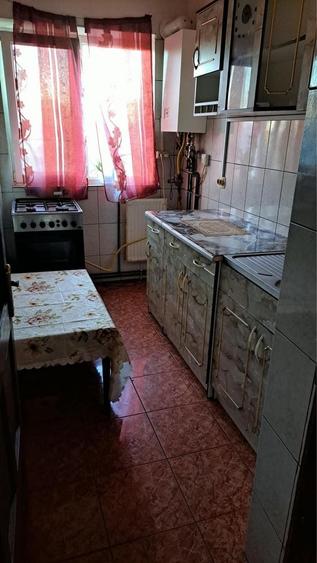 Apartament cu 2 camere în Micro 6