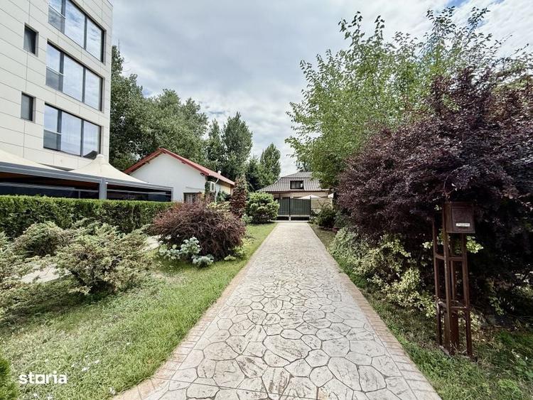 Spațiu comercial, de 200 mp, în Central