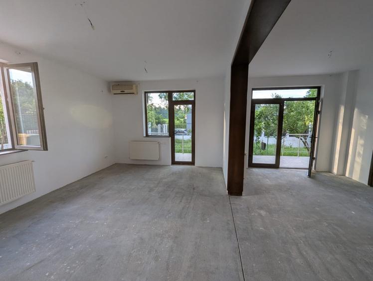 Casă individuală cu 5 camere cu Teren 511 Mp în Mogoșoaia
