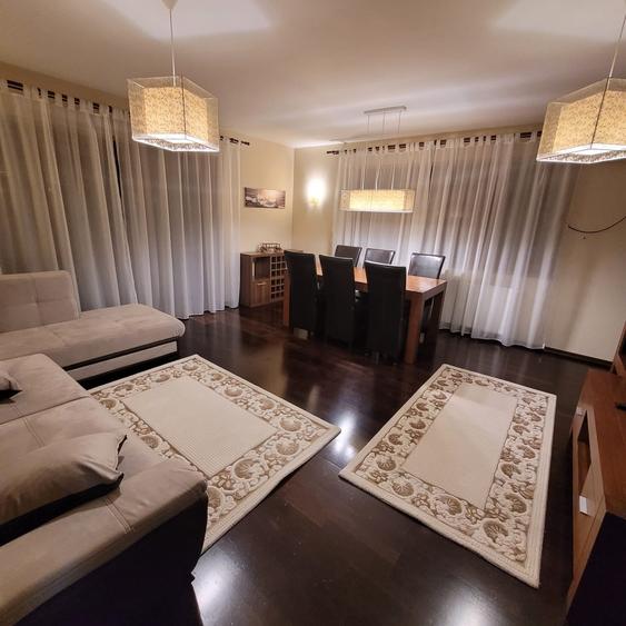 Apartament cu 2 camere decomandat, mobilat în Central