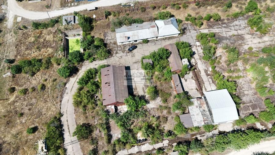 Teren Construcții intravilan de 15693 mp, în Sud
