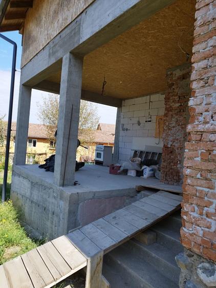 Casă cu 3 camere în Central