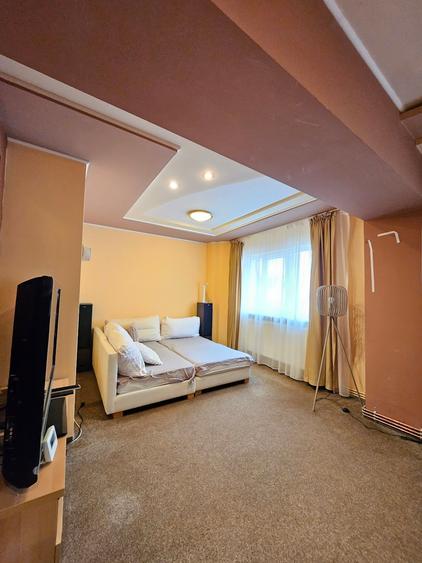 Oferta inchiriere garsoniera in Craiovei, parter,  260 EURO - 18