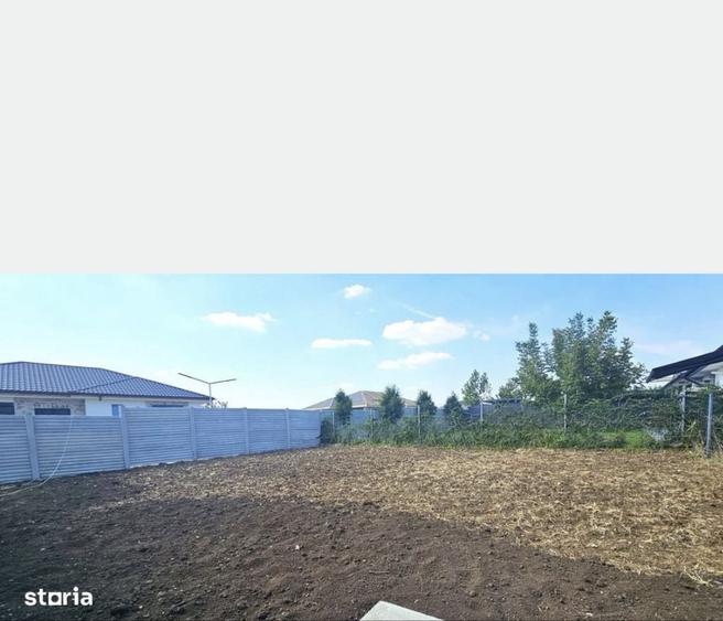 Casă cu 4 camere în Tamași