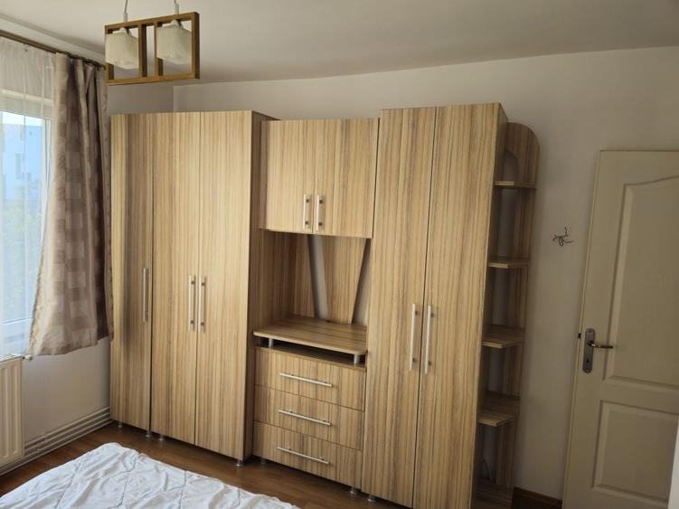 Apartament cu 2 camere decomandat în Tudor
