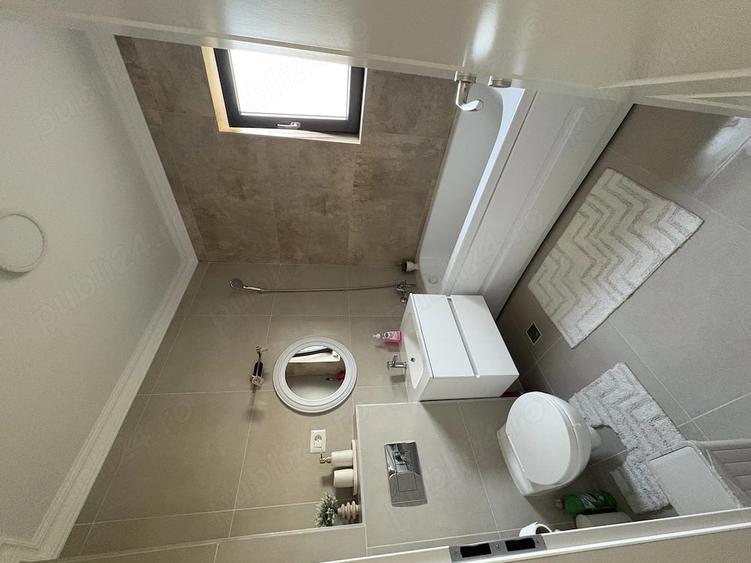 Apartament cu 2 camere decomandat în Ipotești