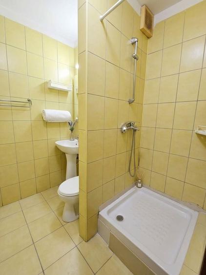 De vanzare apartament 3 camere | sebastian - 9