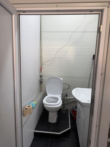 Spațiu comercial, de 25 mp, în Ghencea