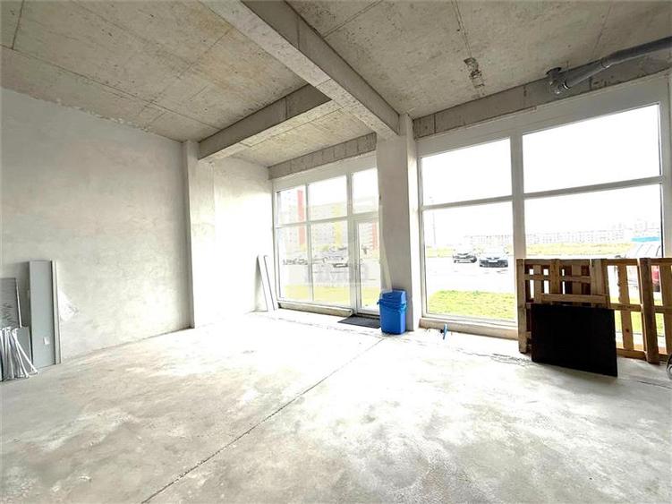 Spațiu comercial, de 140 mp, în Exterior Sud