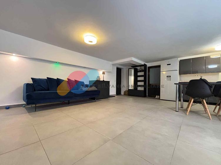Apartament cu 3 camere semidecomandat, mobilat în Mănăștur