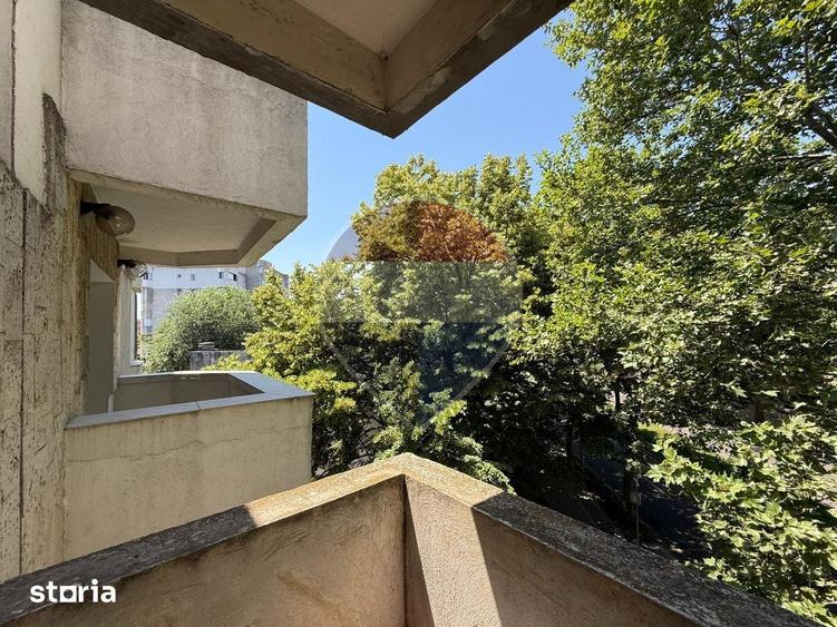 Apartament cu 3 camere decomandat, mobilat în Capitol