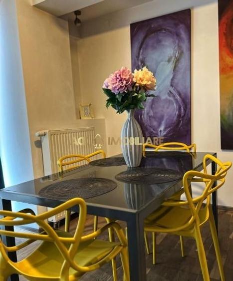 Apartament cu 3 camere decomandat, mobilat în Băneasa
