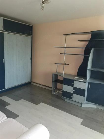 Apartament cu 2 camere decomandat în Poștei - Bucov