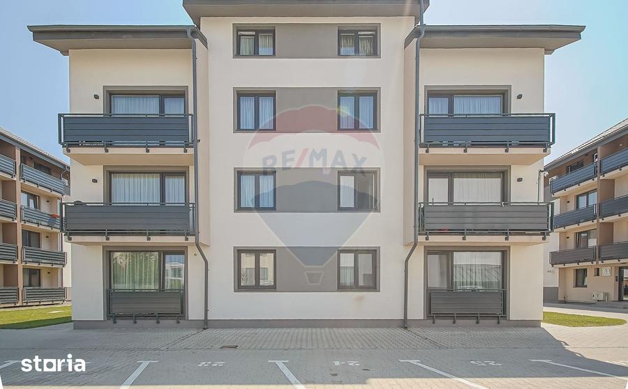 Apartament cu 3 camere, mobilat în Tractorul
