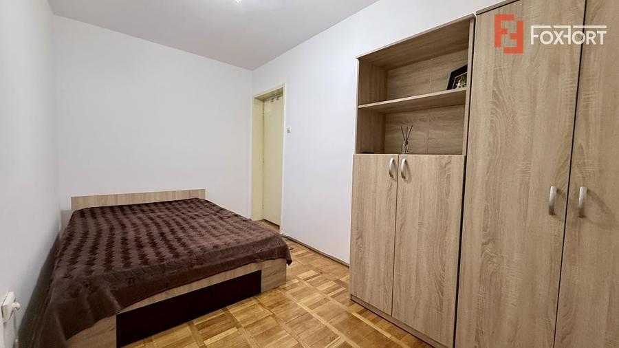 Apartament cu 3 camere semidecomandat, mobilat în Take Ionescu