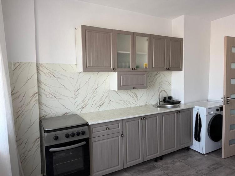 Apartament cu 2 camere decomandat în Ultracentral