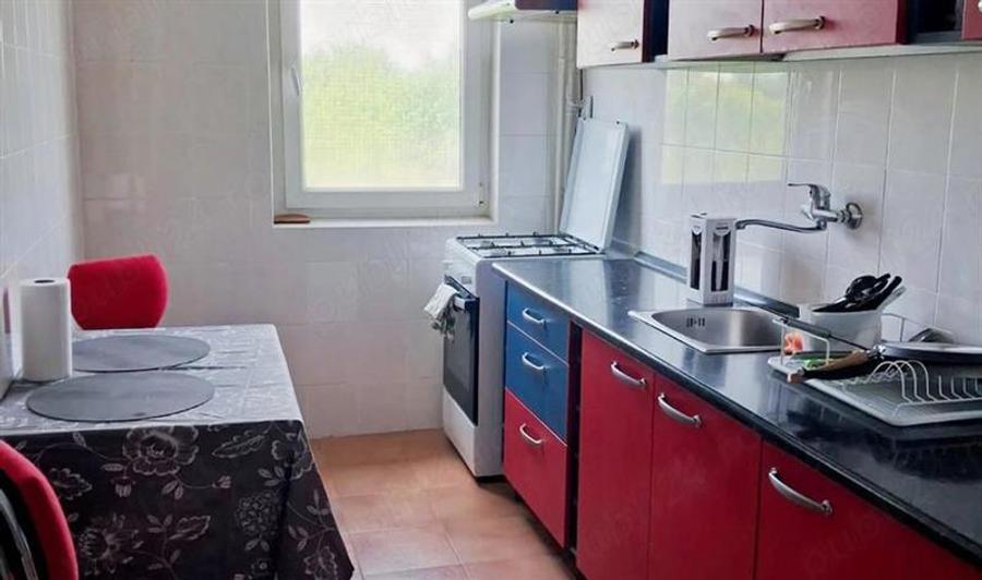 Apartament cu 2 camere decomandat în Tineretului