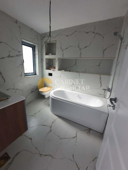 Duplex cu 3 camere cu Canalizare în Miroslava