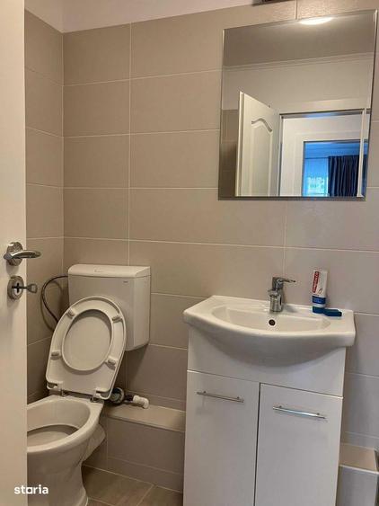 Apartament cu 2 camere decomandat în Tei