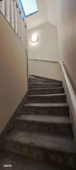 Casă cu 7 camere cu Teren 400 Mp în Semicentral