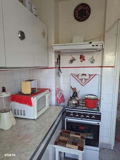 Apartament cu 2 camere etaj 3 din 4 zona P-ta Bucuresti-Gara Centrala - 4