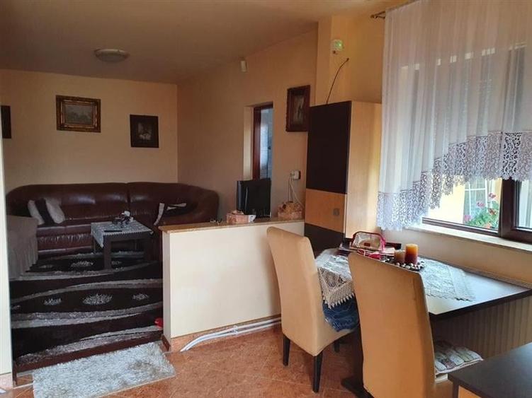 Casă individuală cu 4 camere cu Canalizare în Aradul Nou