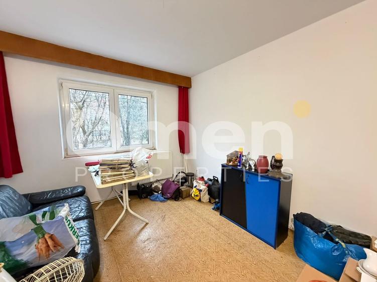 Apartament cu 4 camere decomandat, mobilat în Săsar