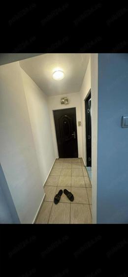 Apartament cu 2 camere semidecomandat în Dacia