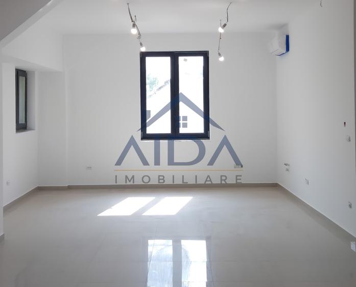 Birou, de 90 mp, în Complex Studențesc