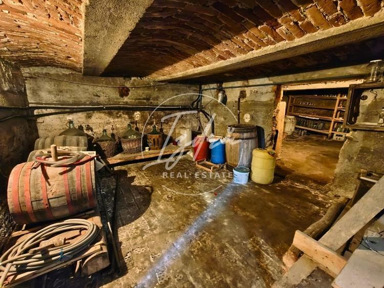 Casă individuală cu 6 camere cu Canalizare în Tălmaciu