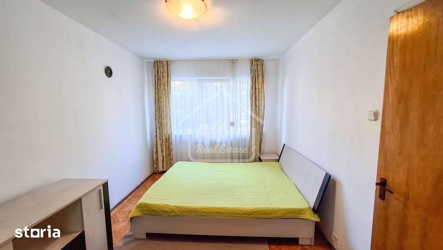 Apartament cu 2 camere semidecomandat în Centrul Civic