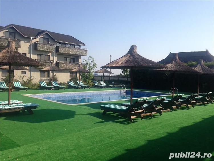 Spațiu comercial, de 1,300 mp, în Corbu
