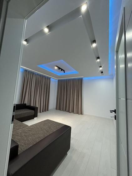 Apartament cu 4 camere decomandat în Berceni