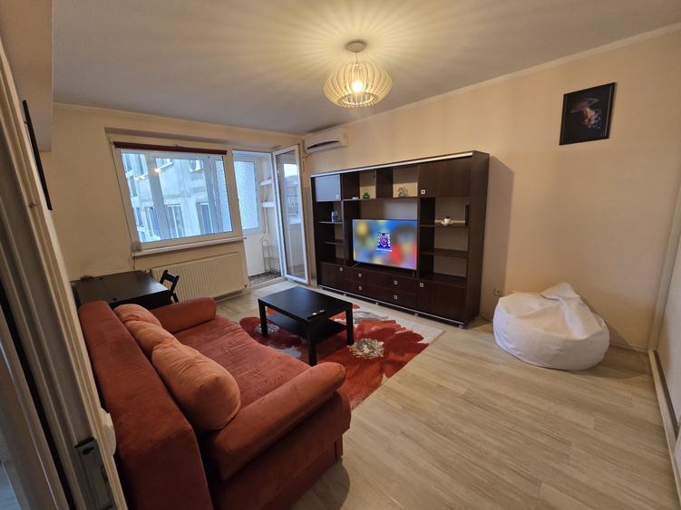 Apartament de inchiriat 2 camere Tineretului 8/10 - 1
